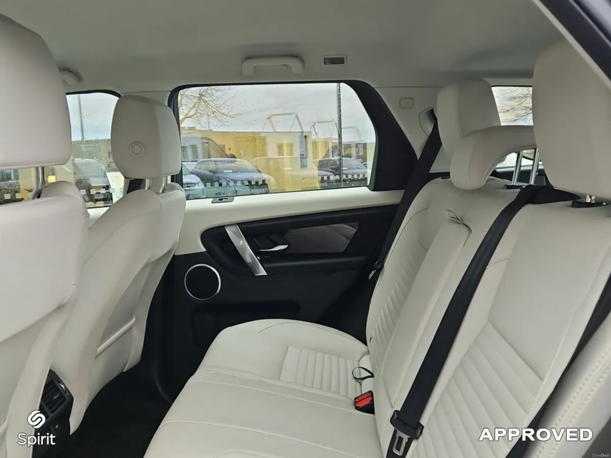 Land Rover Discovery Sport 1.5 I3 PHEV 309 PS AWD - Image 5