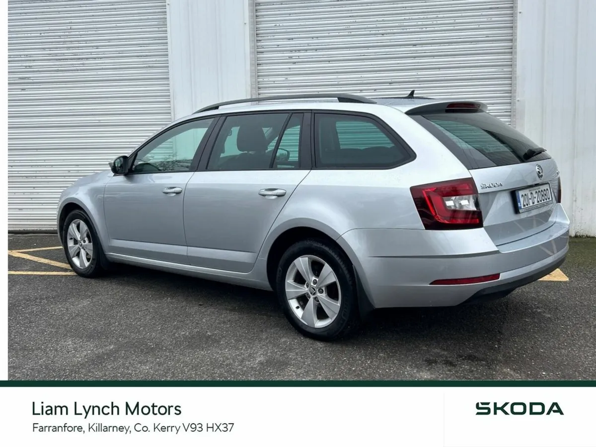Skoda Octavia SOLEIL ESTATE 1.6 TDI 115 BHP - Image 3