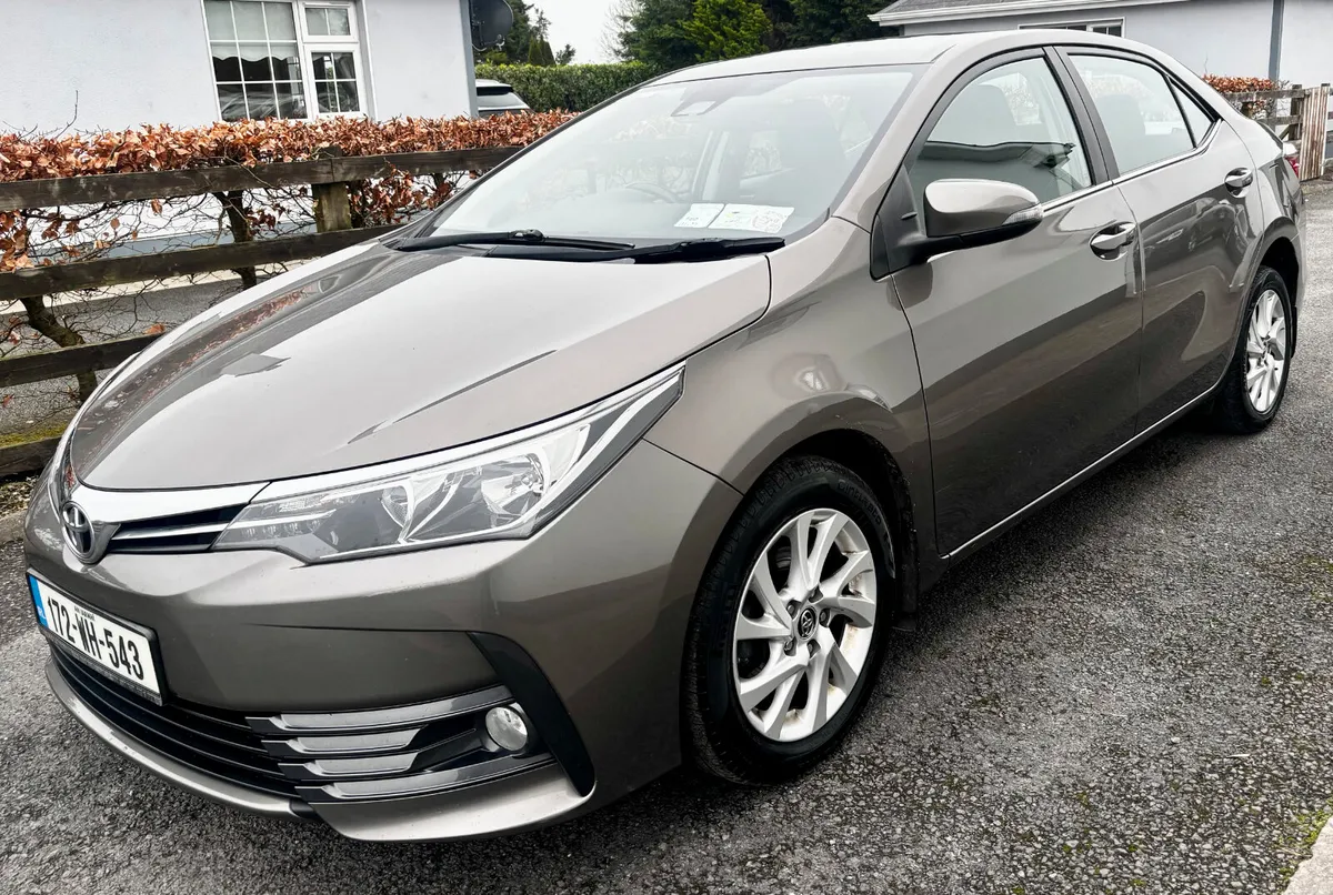 Toyota Corolla 2017 Diesel IMMACULATE - Image 4