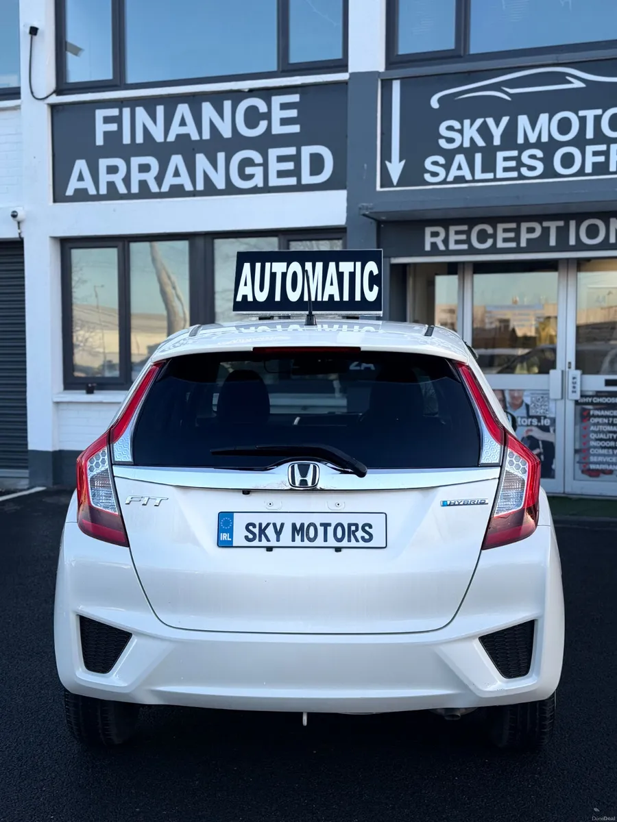 2016 Honda Fit 1.5 Hybrid Automatic - Image 4