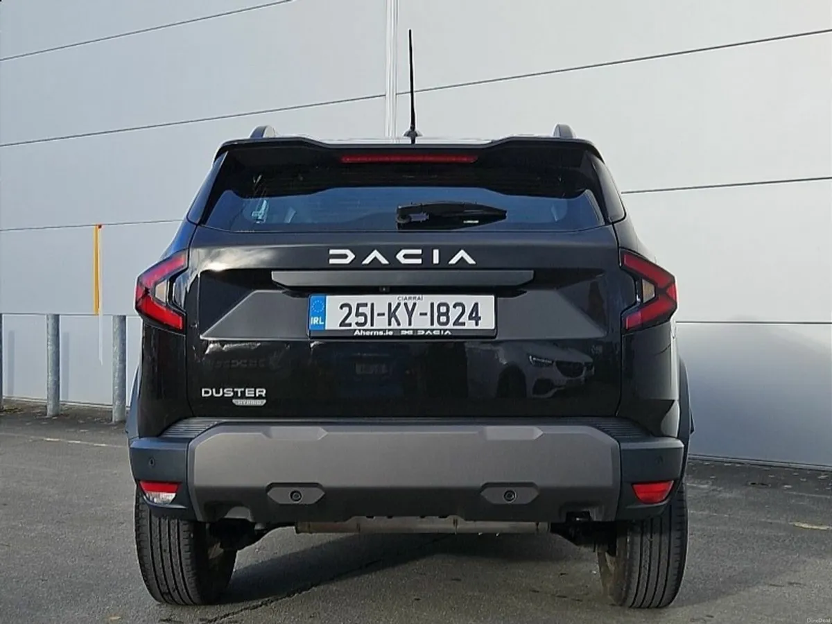 Dacia Duster Expression HEV 155 PS - Image 4