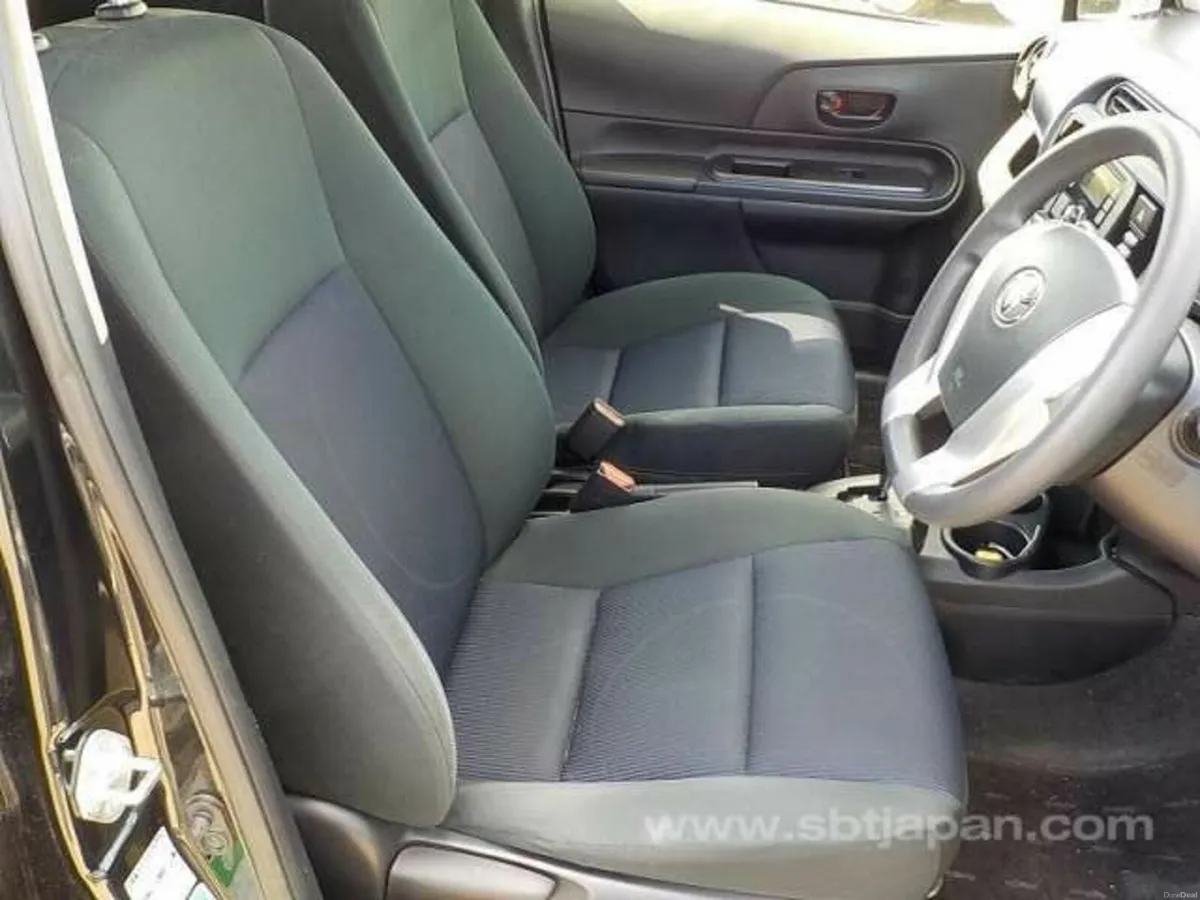 Toyota Aqua 2015 (S) Push Start - Image 2
