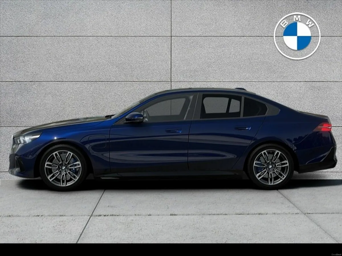 BMW 5-Series 530e M Sport - Image 2