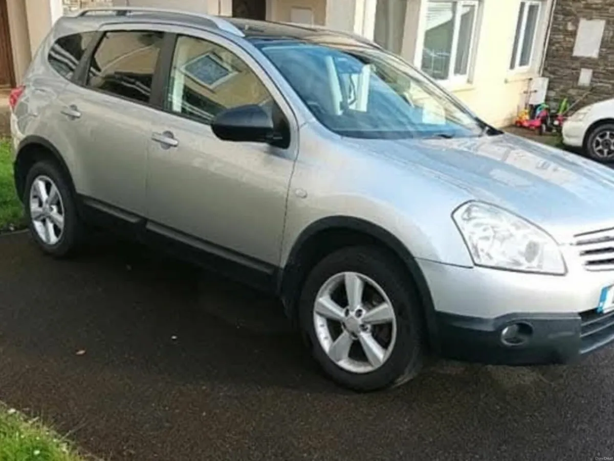 Nissan Qashqai+2 2009 - Image 1