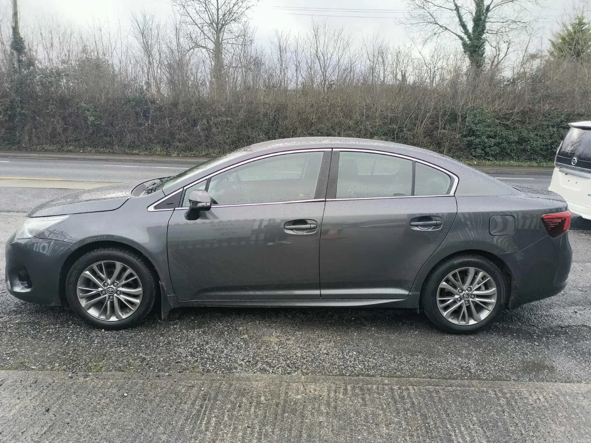 Toyota Avensis 1.6D Luna 4DR - Image 4