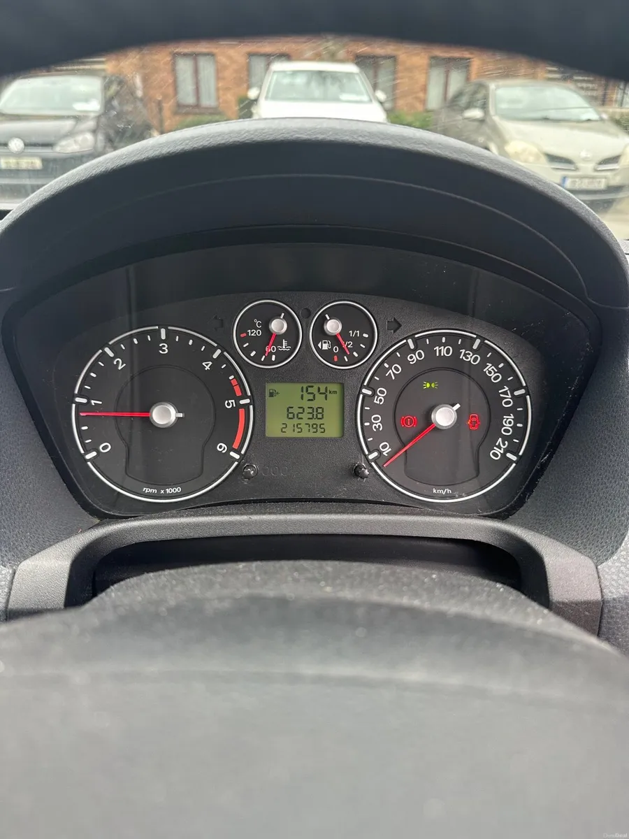 Ford Fiesta 2009 - Image 4