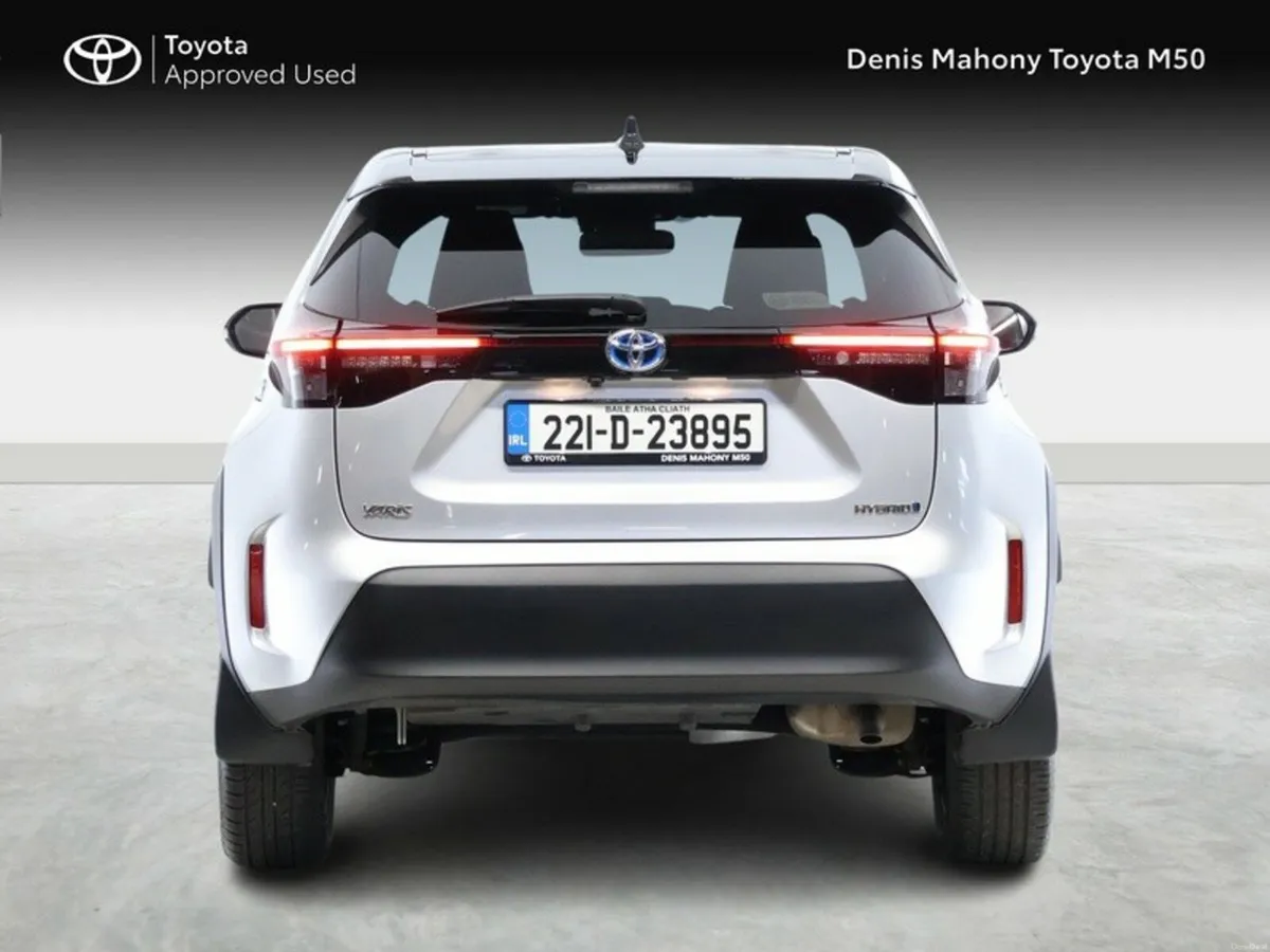 Toyota Yaris Cross Luna Sport Hybrid - Image 4