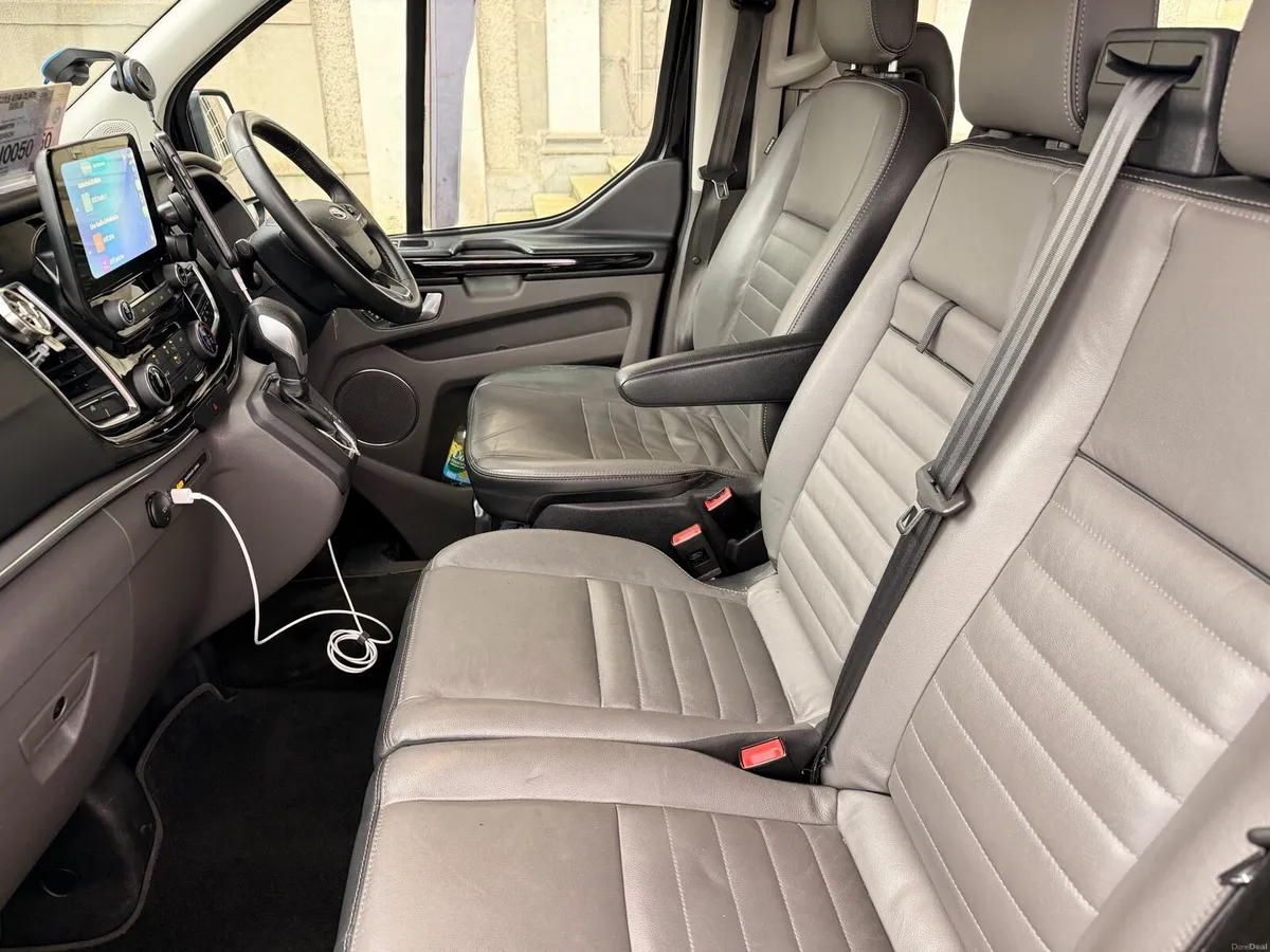 Ford Tourneo - Image 4