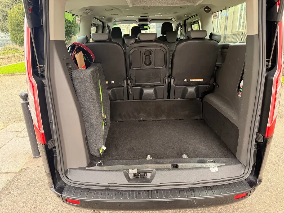 Ford Tourneo - Image 6