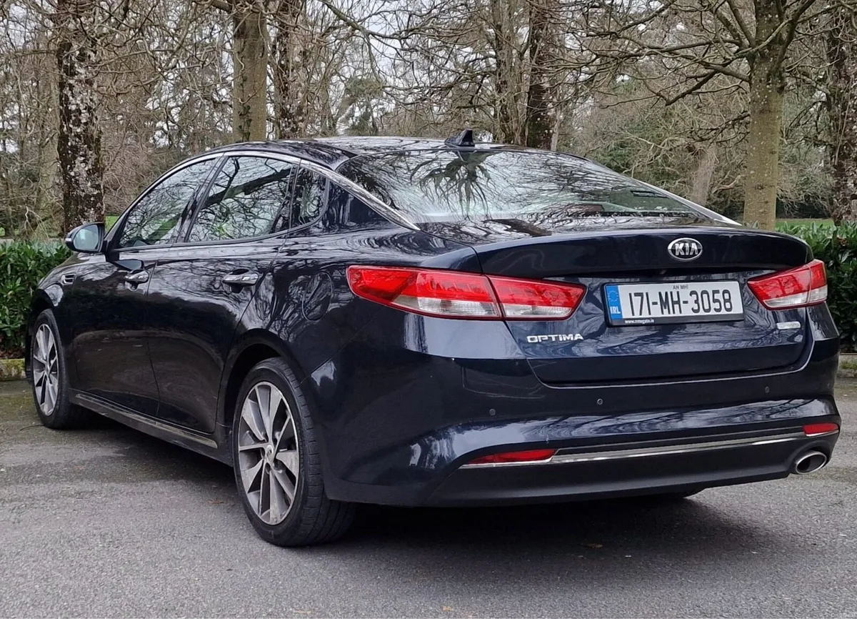 2017 Kia Optima GSE - Image 3