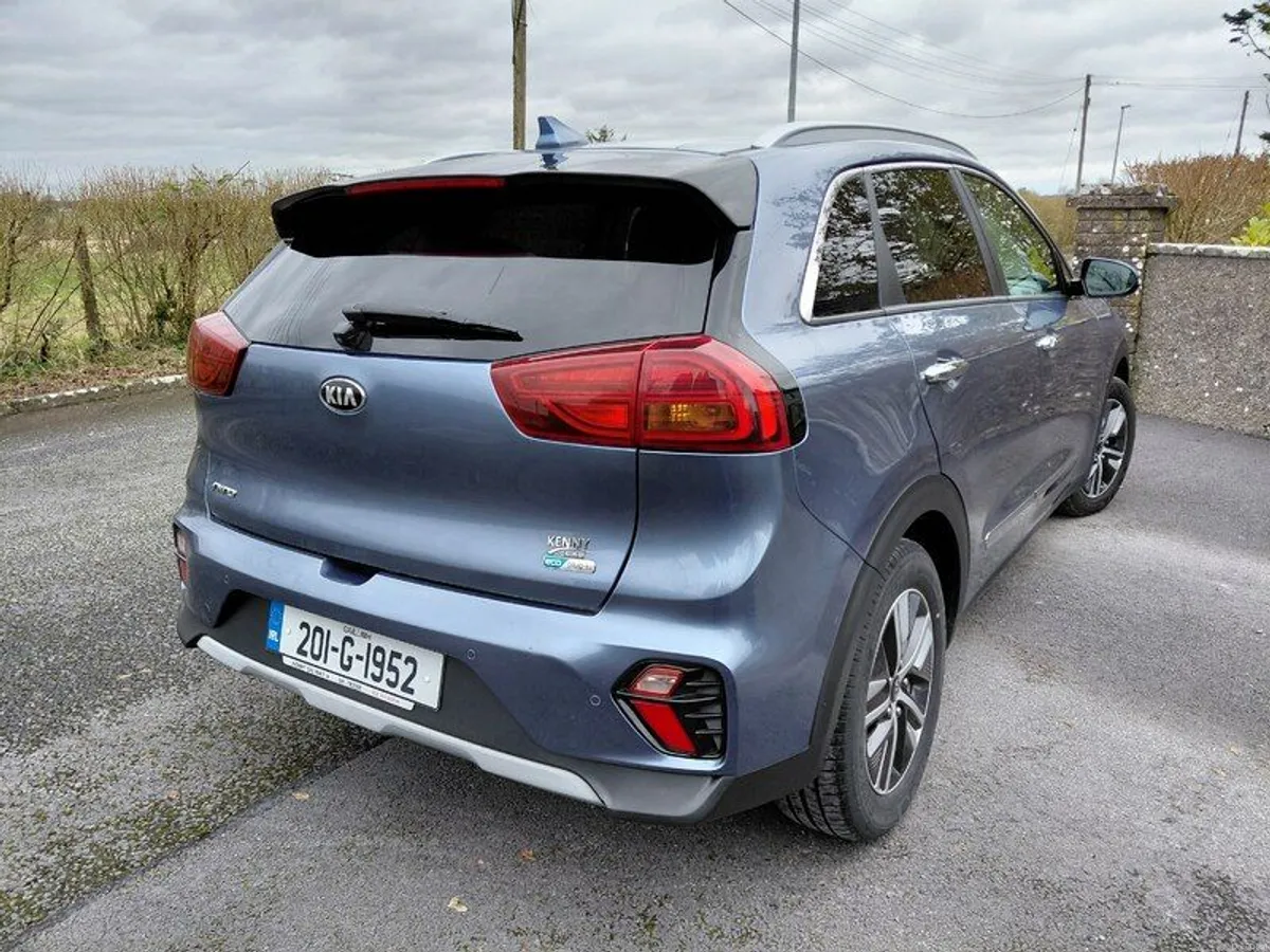201 Kia Niro Plugin Hybrid - High Spec Low KMs - Image 2