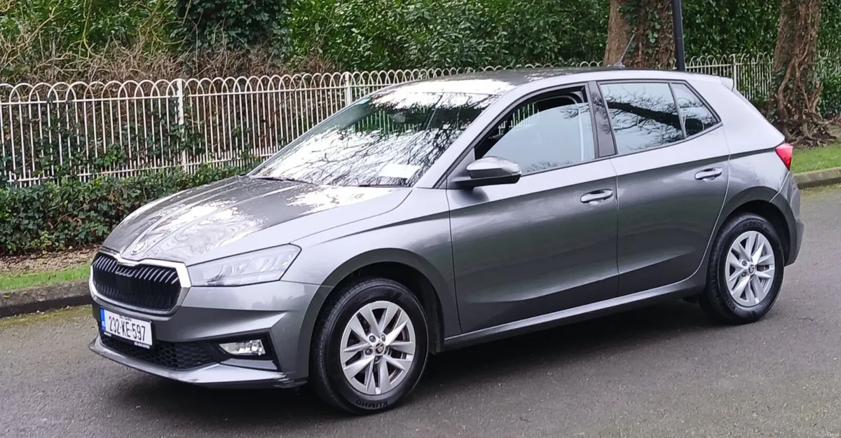 Skoda Fabia 2023 *AMBITION* 1.0 5dr - ONE OWNER - Image 3