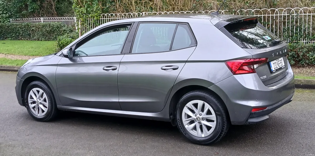 Skoda Fabia 2023 *AMBITION* 1.0 5dr - ONE OWNER - Image 5