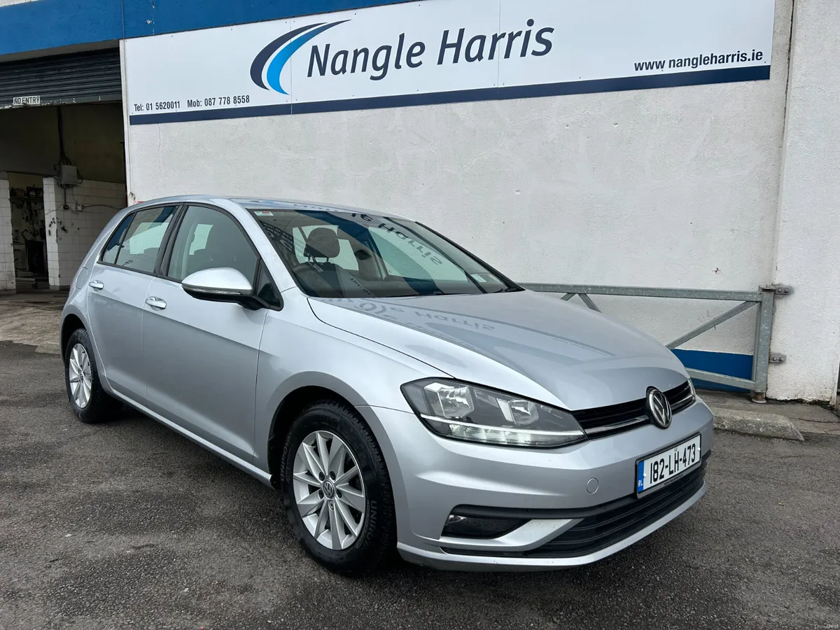 Volkswagen Golf. ONE OWNER. - Image 4