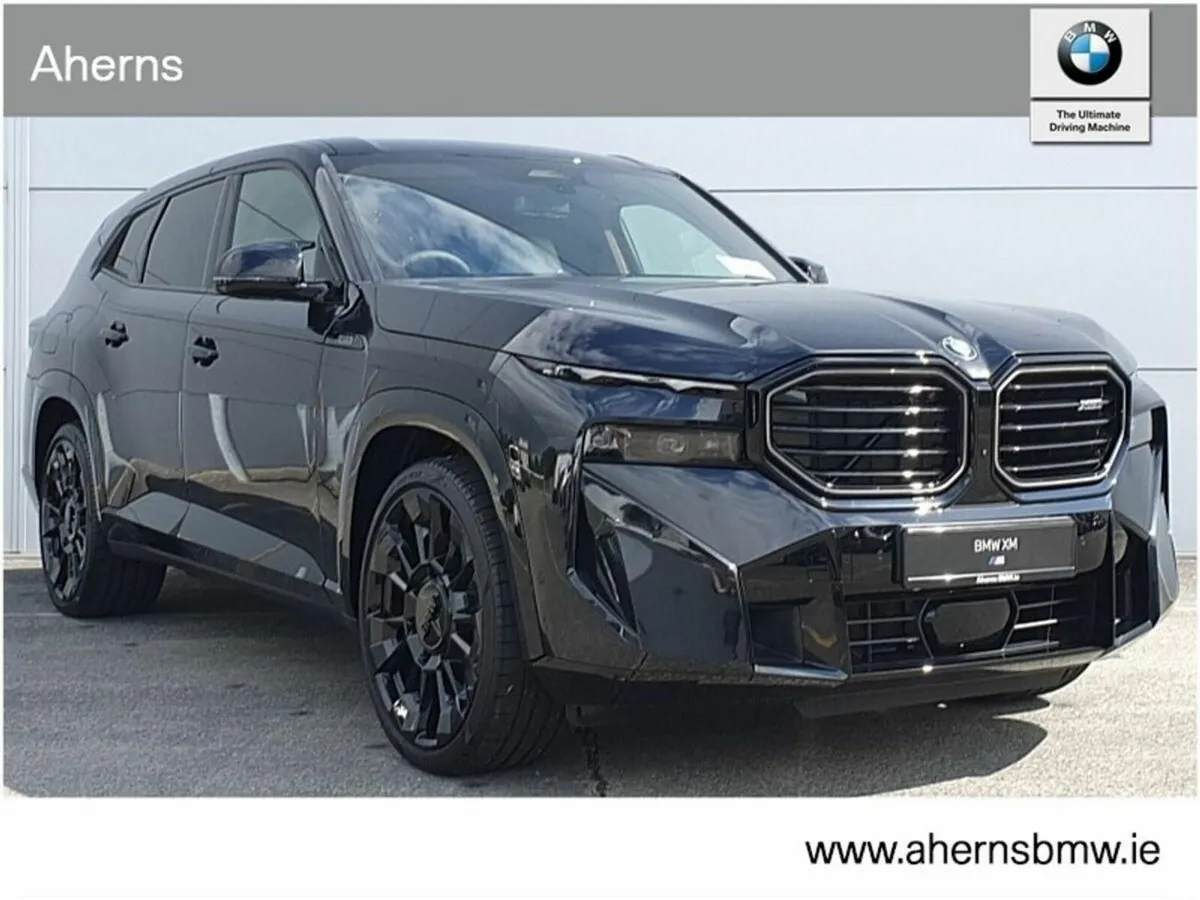 BMW XM 50e - Image 1