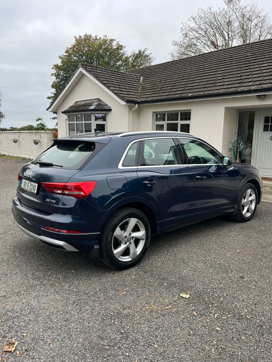 Audi Q3 Automatic - Image 4