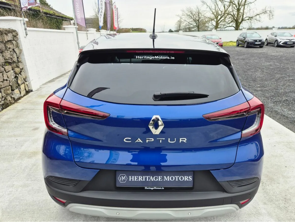 Renault Captur LIMITED EDITION NAEB TCE 90 5DR - Image 3