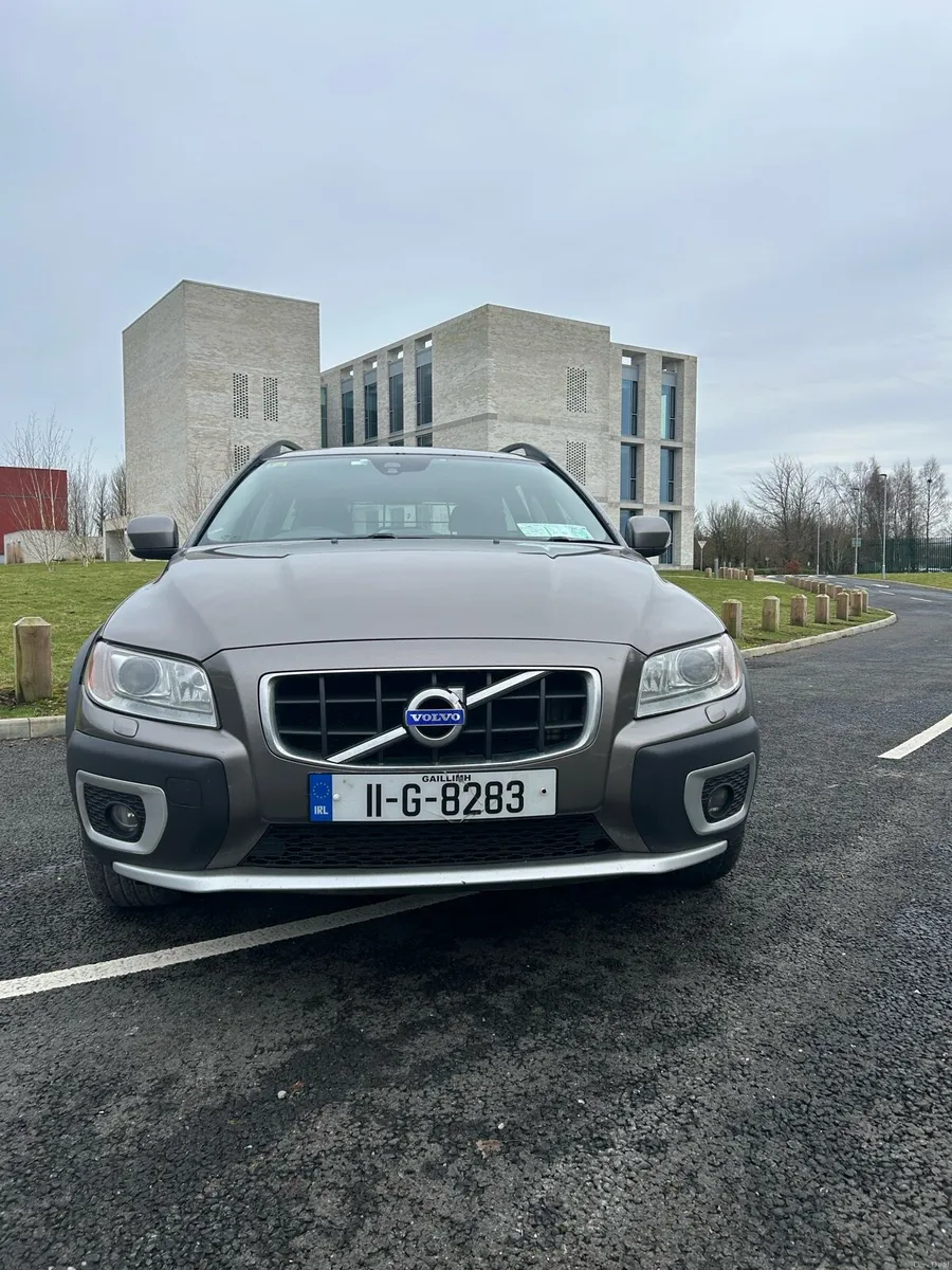 2011 Volvo XC70 - Image 1