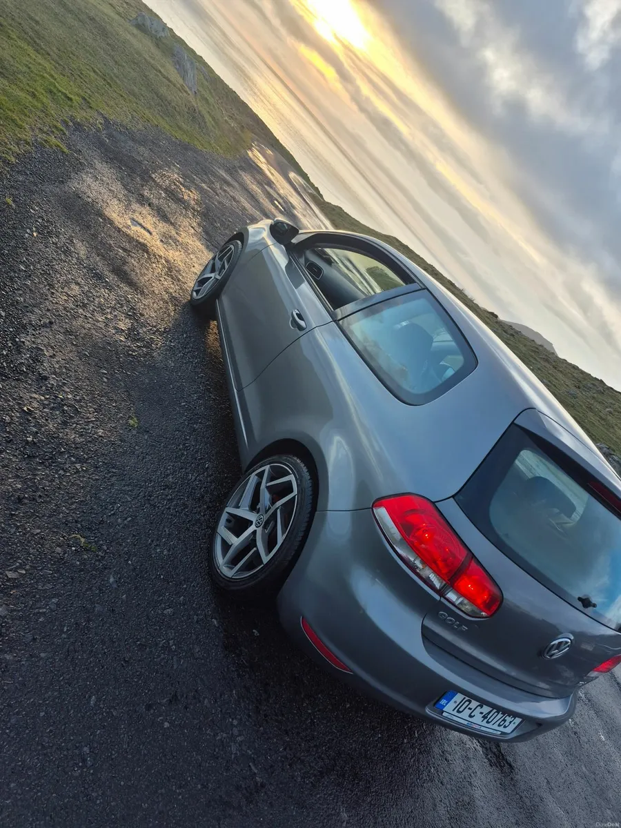 Volkswagen Golf 2010 - Image 3
