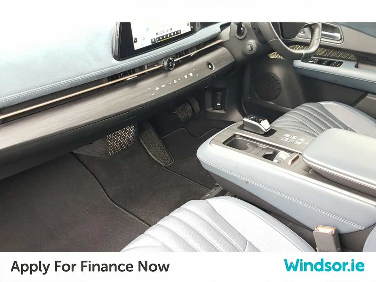 Nissan Ariya 63kWH Evolve - Image 4