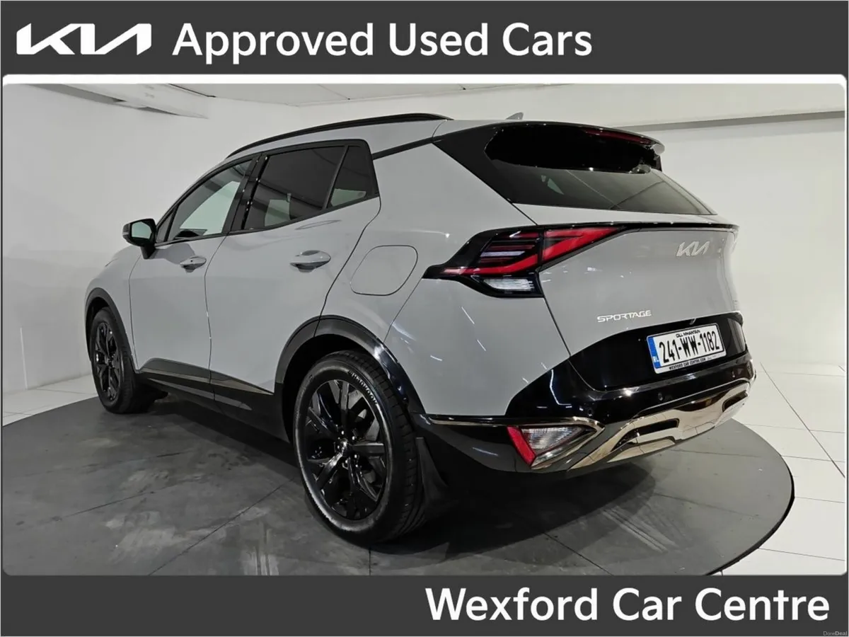 Kia Sportage Anniversary Edition Plug-in Hybrid - Image 4