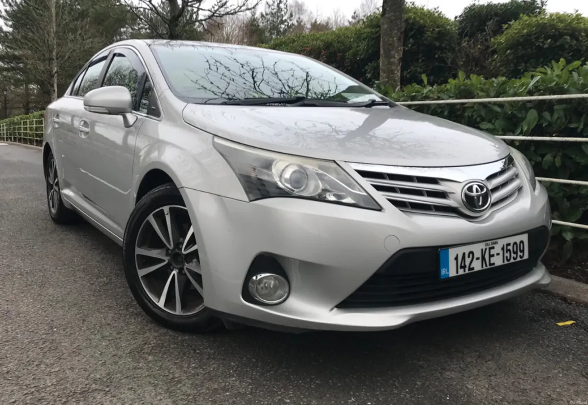 Toyota Avensis 2.0 D-4D Terra Edition Saloon - Image 2