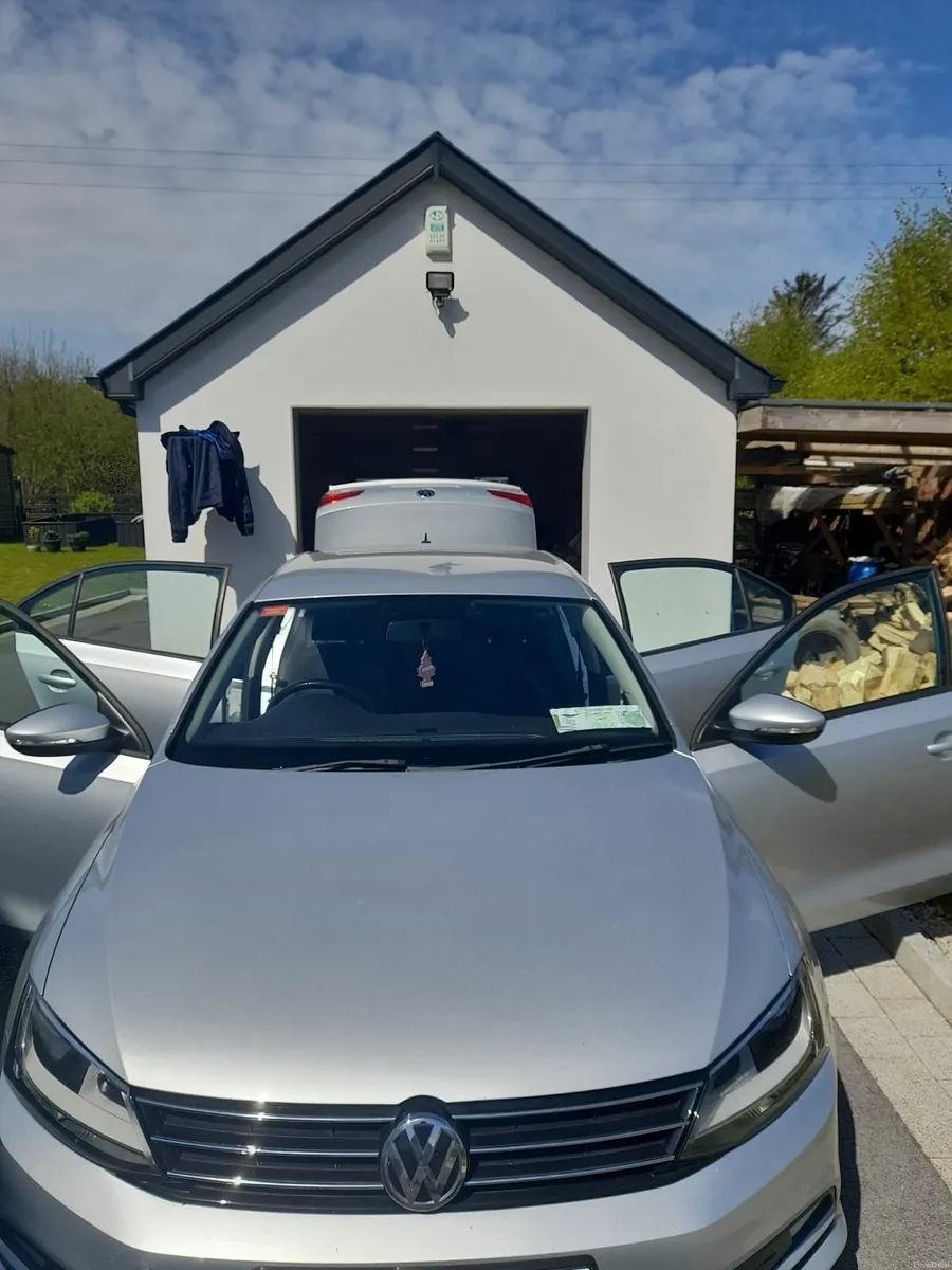 Volkswagen Jetta 2015 - Image 1