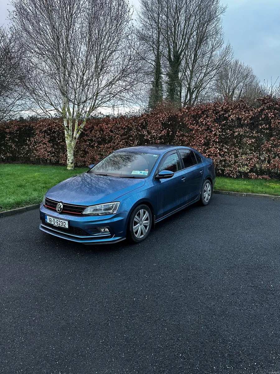 2016 Volkswagen Jetta - Image 1