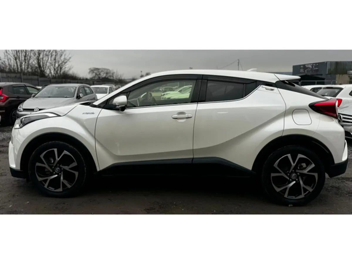 Toyota C-HR 1.8L Petrol-Hybrid Automatic (7686) - Image 4