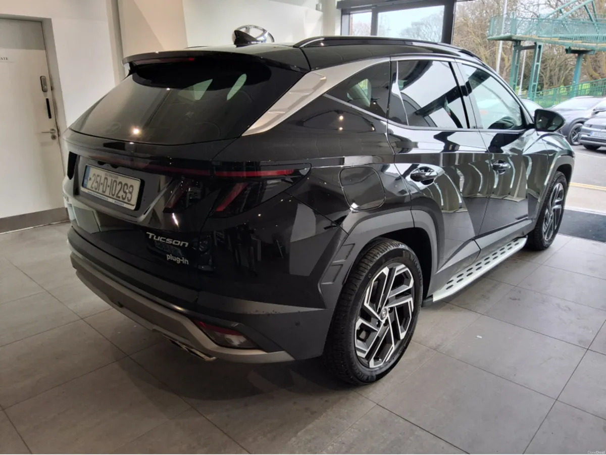 Hyundai Tucson PLATINUM PHEV  - Only 4,000 Km - To - Image 2