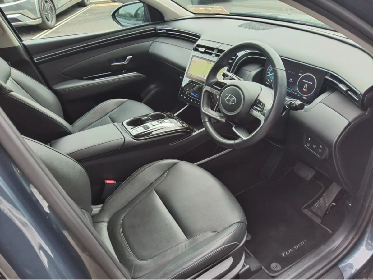 Hyundai Tucson EXECUTIVE PLUS HYBRID - Side Steps - Image 6