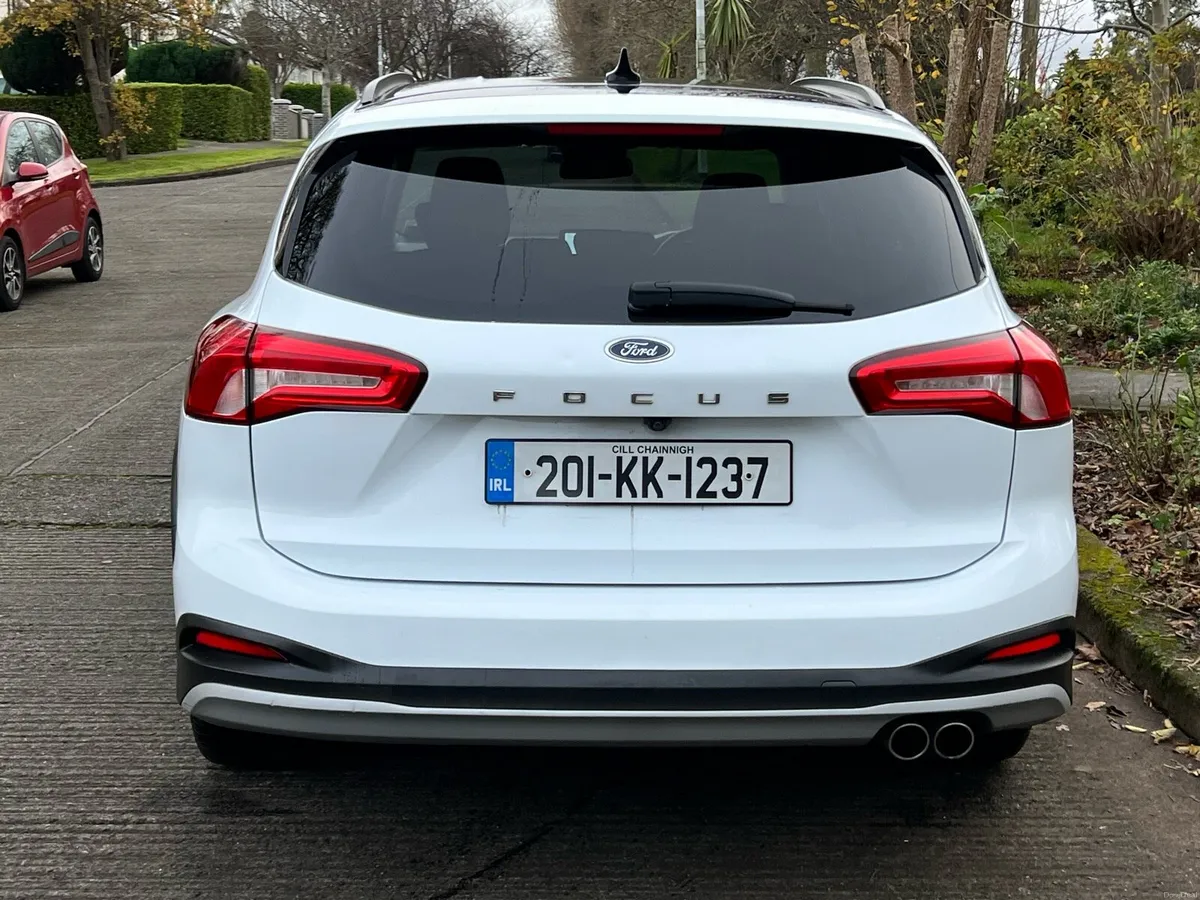 201 FORD FOCUS TITANIUM 1.5 DIESEL ACTIVE WARRANTY - Image 4