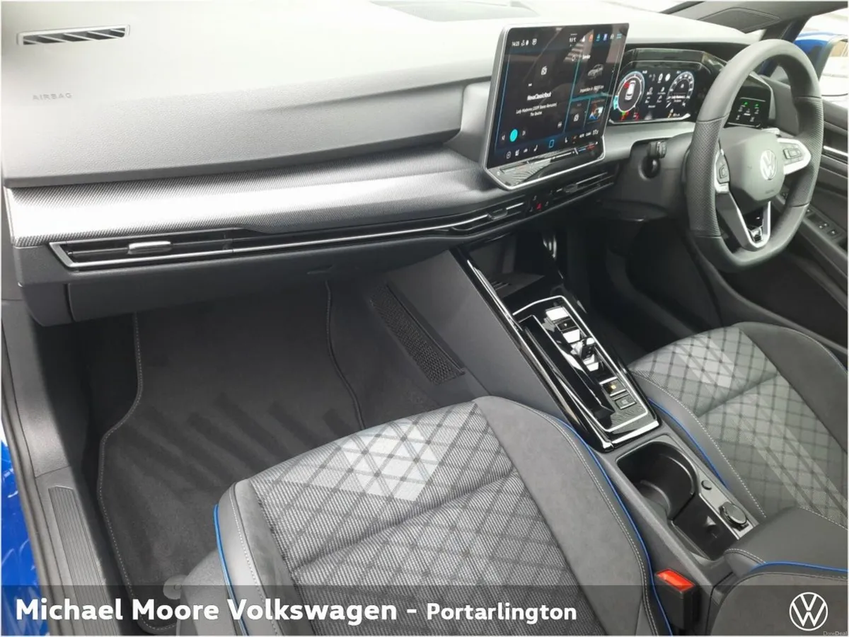 Volkswagen Golf R-LINE 2.0TDI 150HP DSG - Image 4
