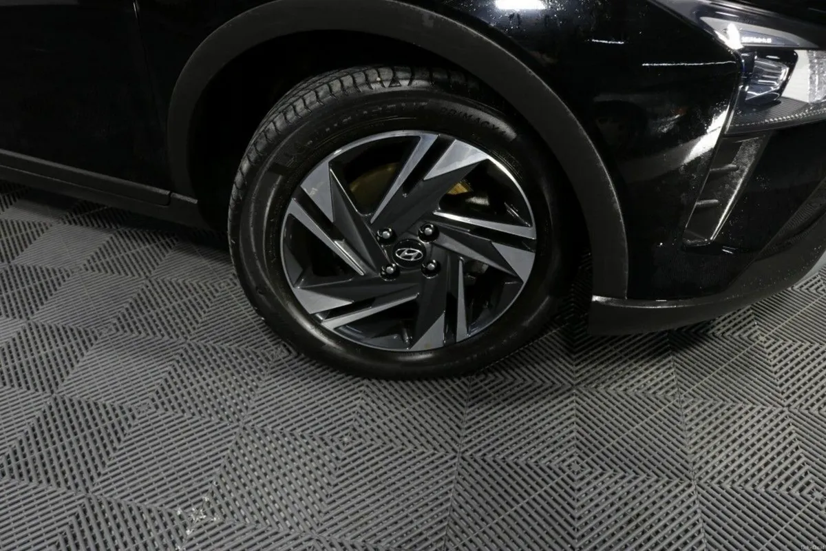 Hyundai Bayon EXECUTIVE 1.2L PETROL ESTATE - Image 3