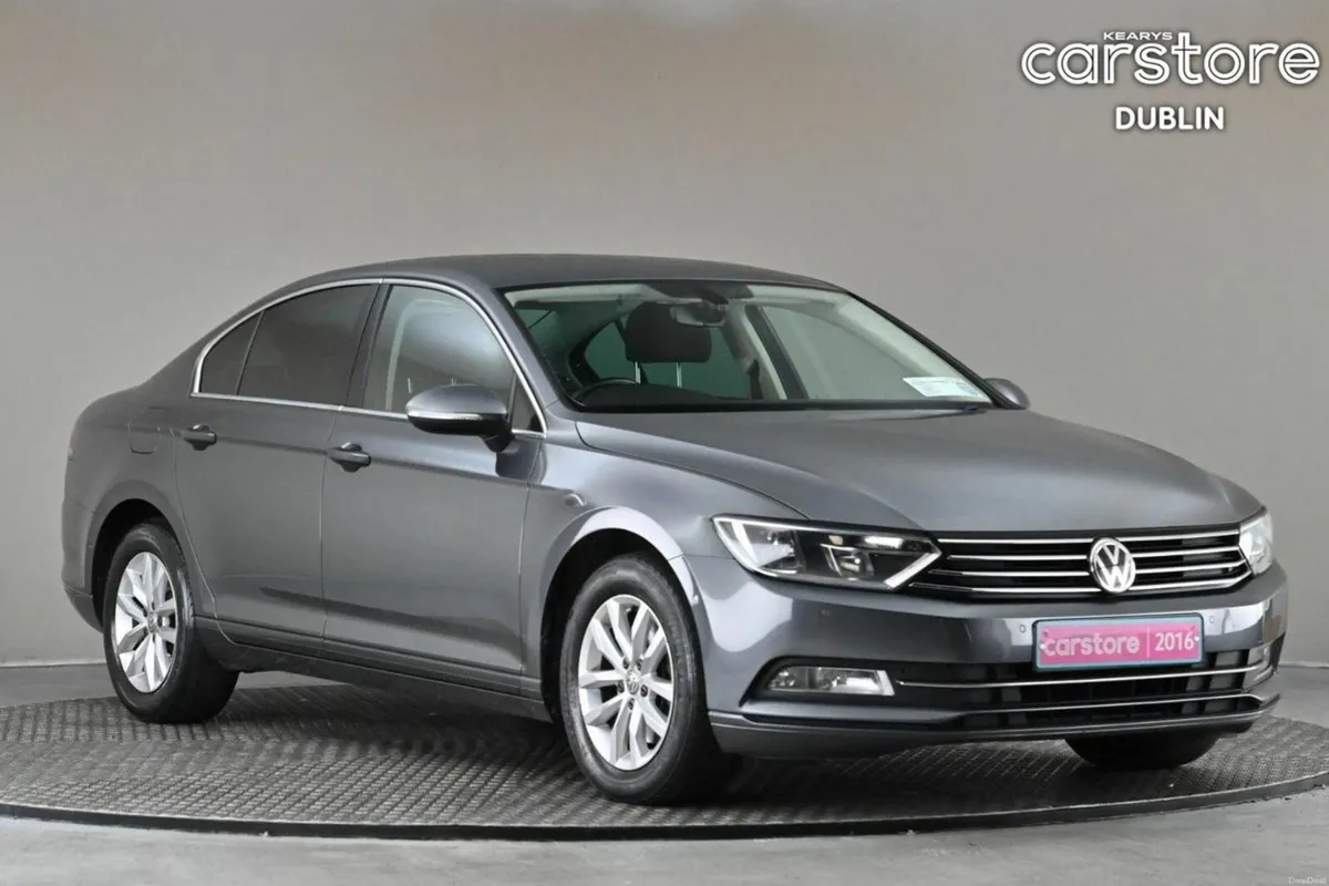 Volkswagen Passat 1.6 TDI COMFORTLINE 120BHP M6F 6 - Image 1