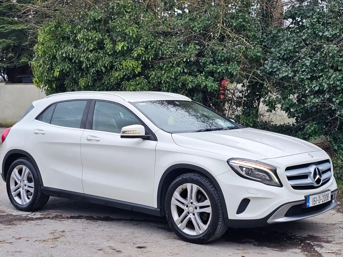 Mercedes-Benz GLA 2015 diesel automatic €6990 - Image 4