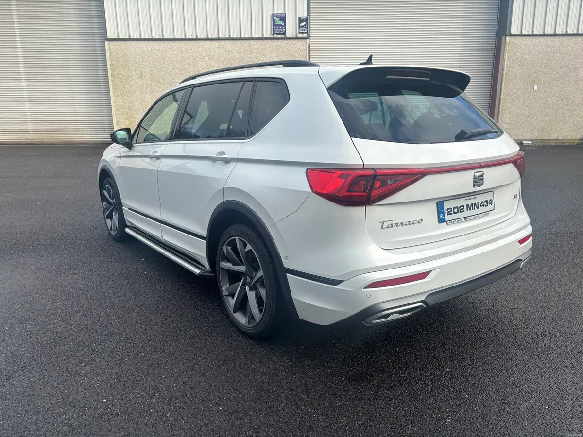 SEAT Taracco FR DSG Auto 2.0TDI 150BHP *7 Seater* - Image 3