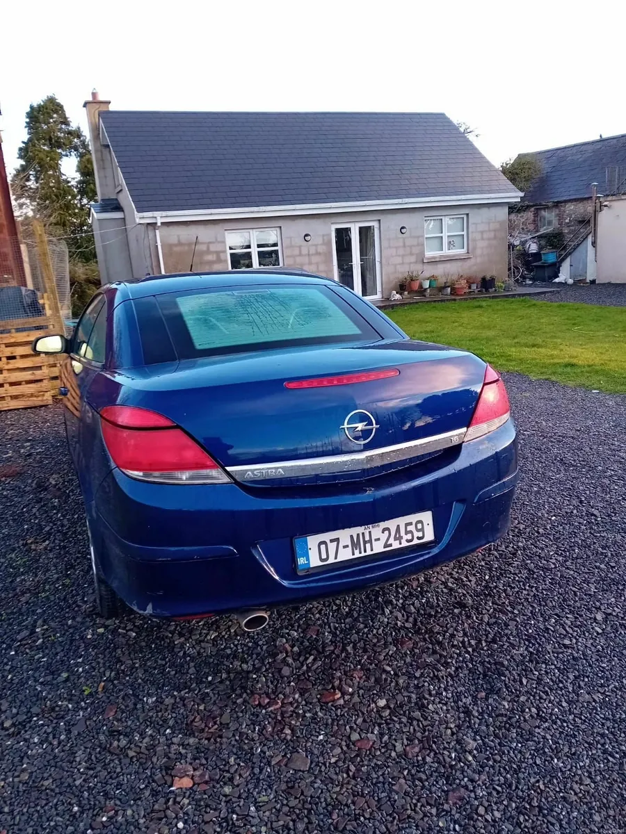 Opel Astra 2007 - Image 2