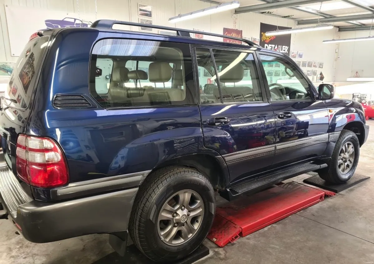 Toyota Amazon - Image 2