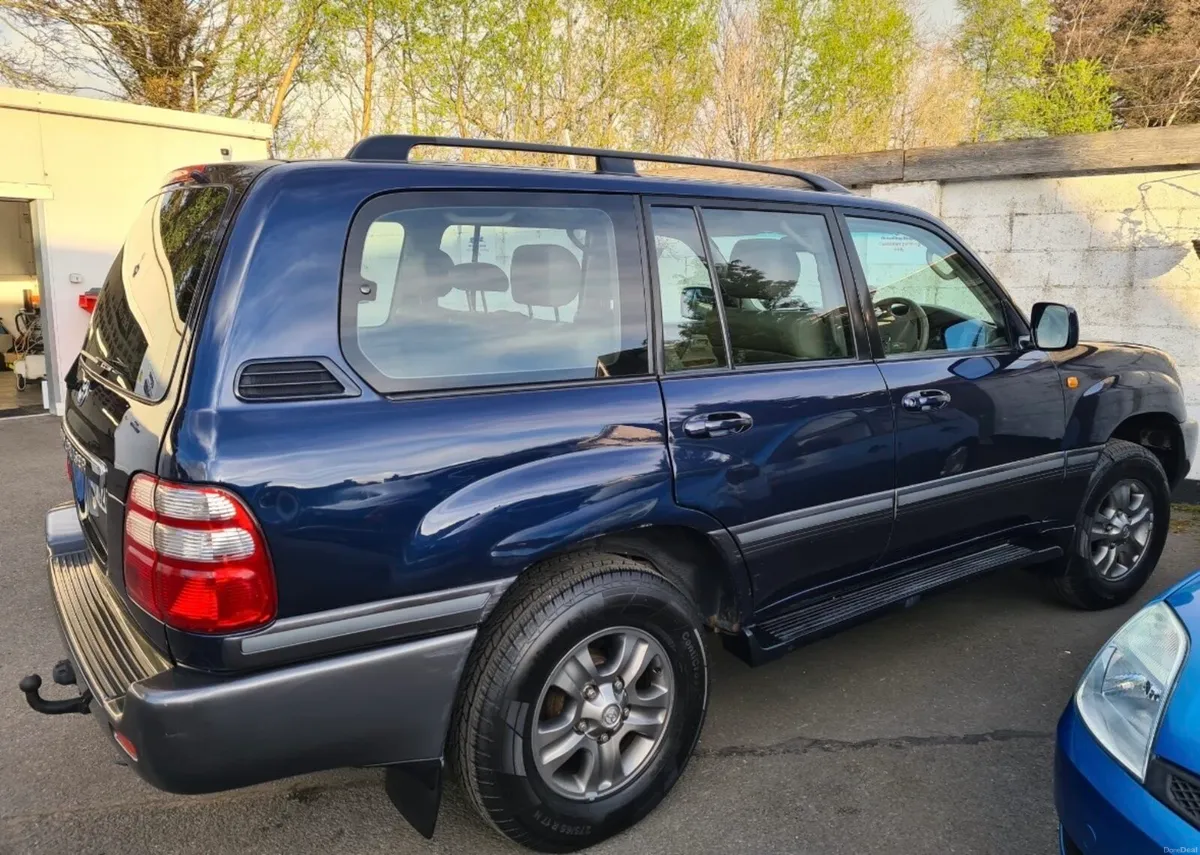 Toyota Amazon - Image 4