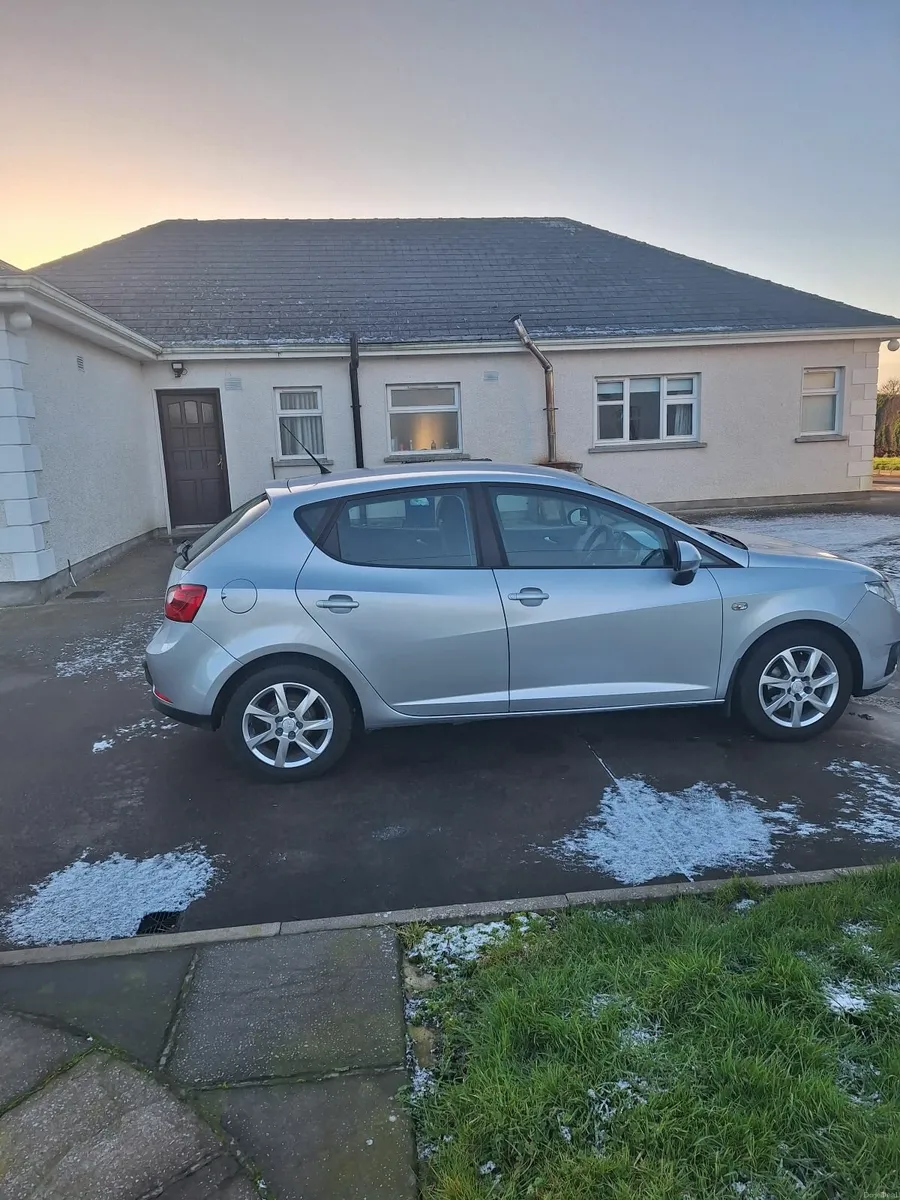 SEAT Ibiza 2010 - Image 2