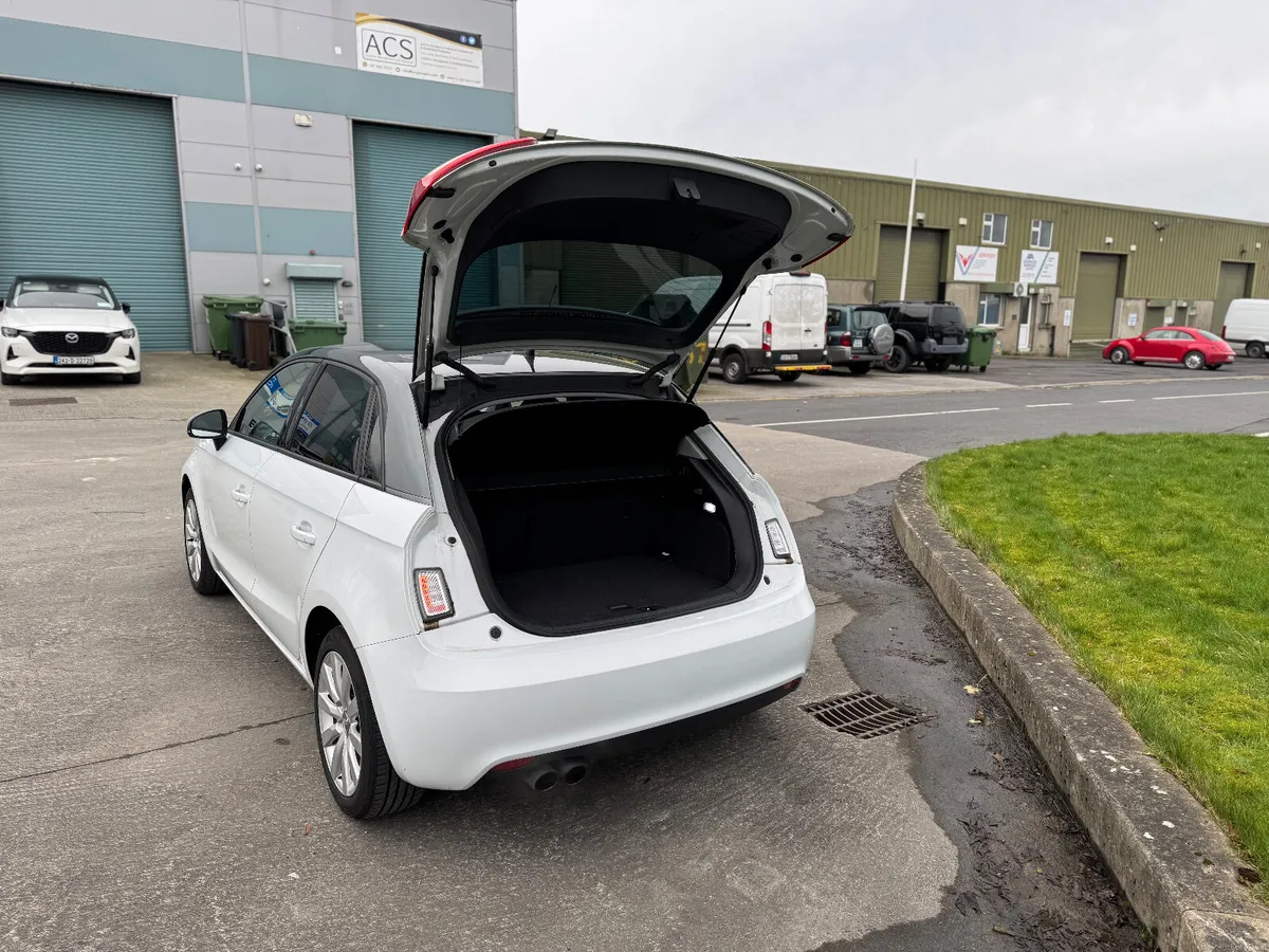 2013 Audi A1 1.4 petrol Automatic S-Tronic 5 doors - Image 4