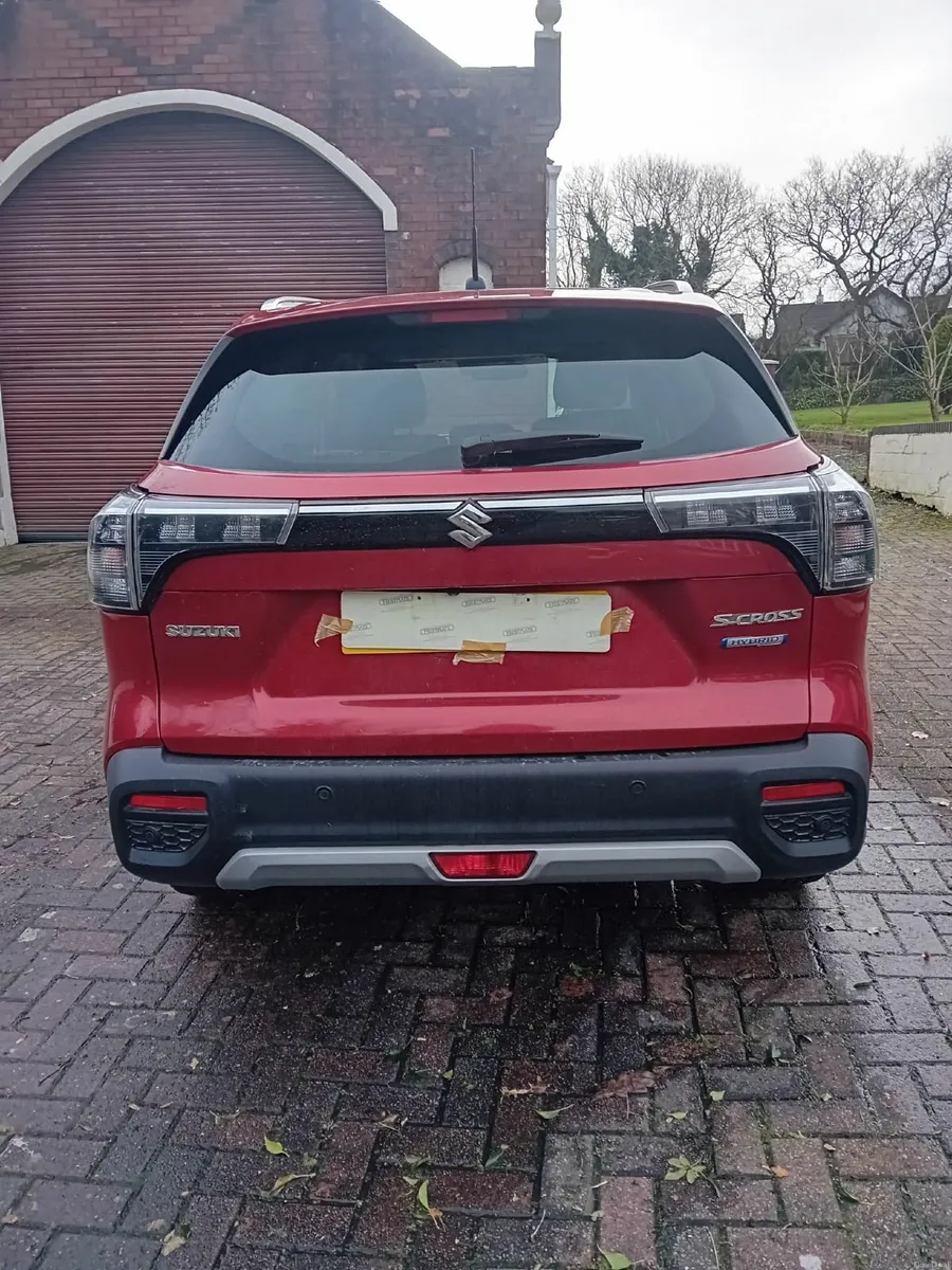 Suzuki SX4 S-Cross 2023 - Image 4