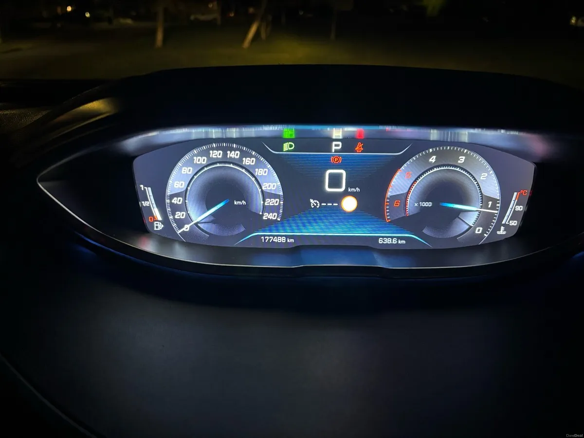 Peugeot 3008 automatic - Image 3
