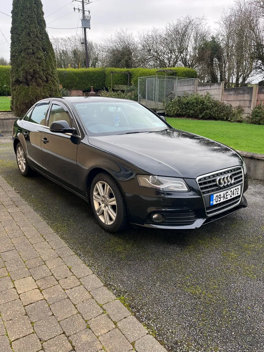 Audi a4 - Image 1