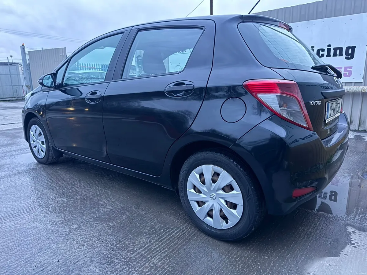 12 Toyota Yaris 1.0 Petrol Fresh NCT Warranty - Image 3