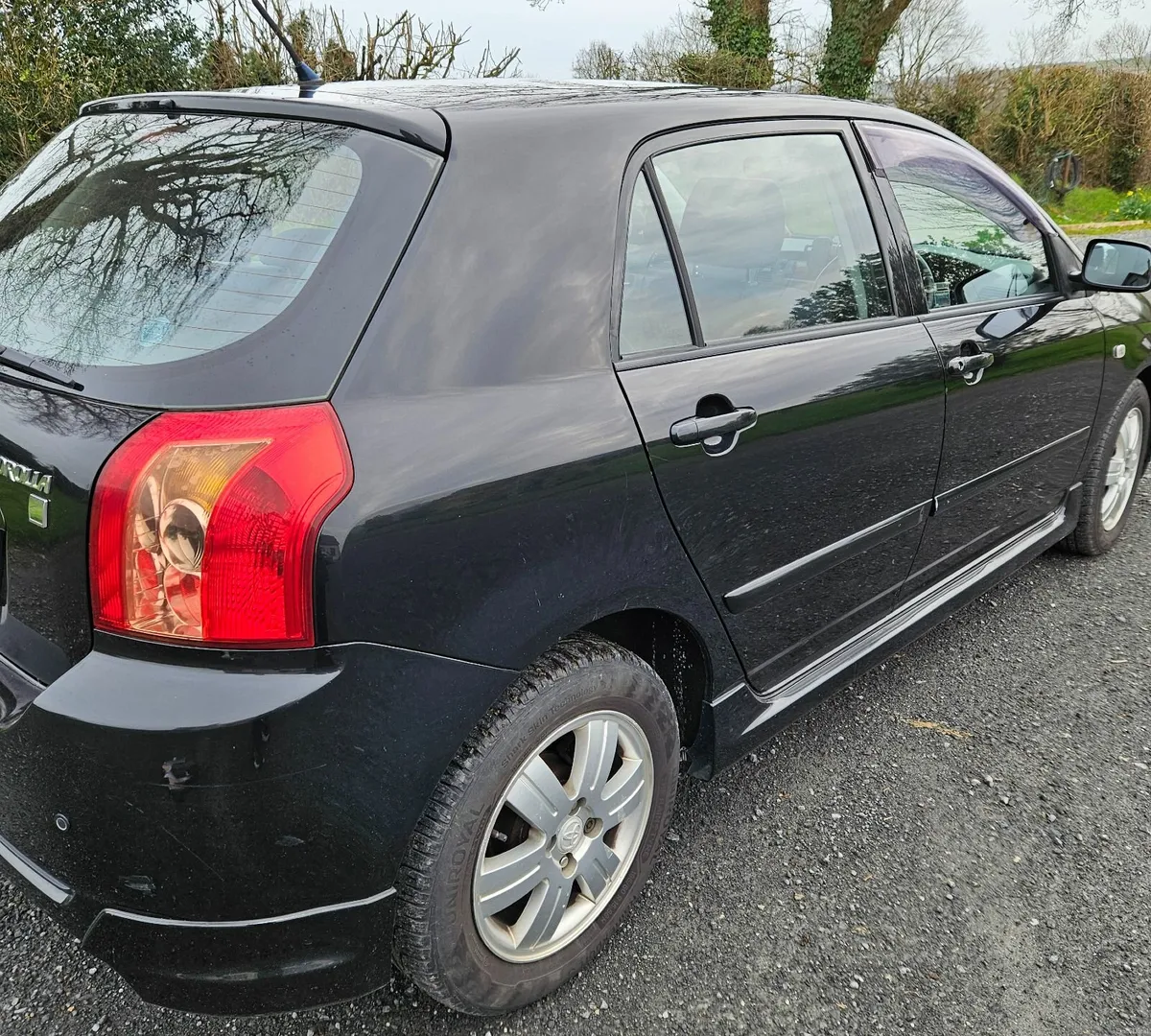 Toyota Corolla 2005 - Image 2