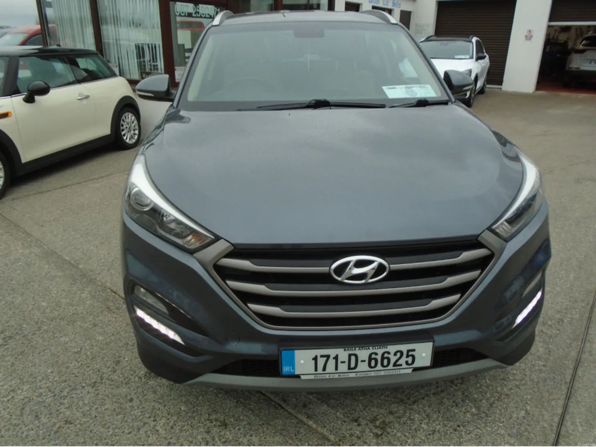 Hyundai Tucson 1.7 EXECUTIVE 5DR - Image 6