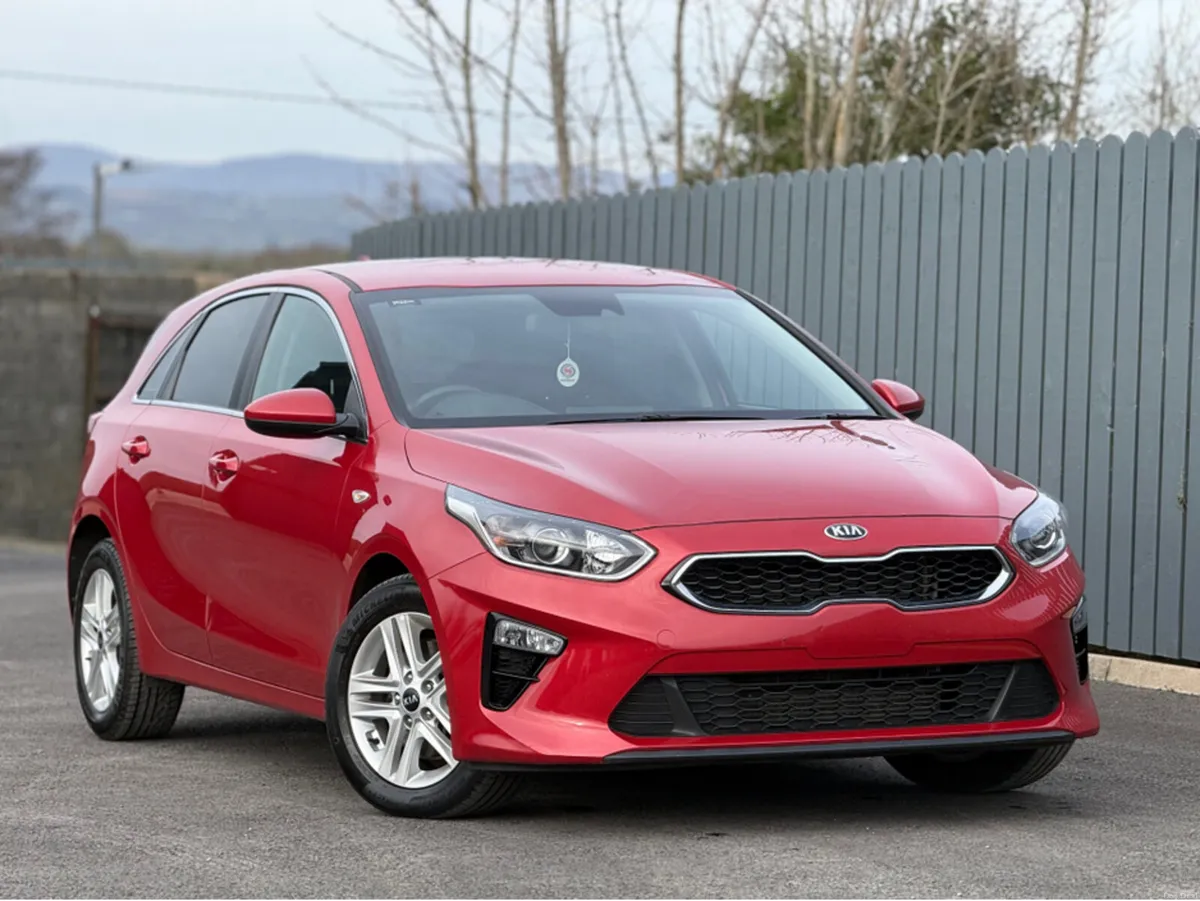 Kia Ceed 2022 KIA CEED 1.6 DIESEL MHEV - Image 1