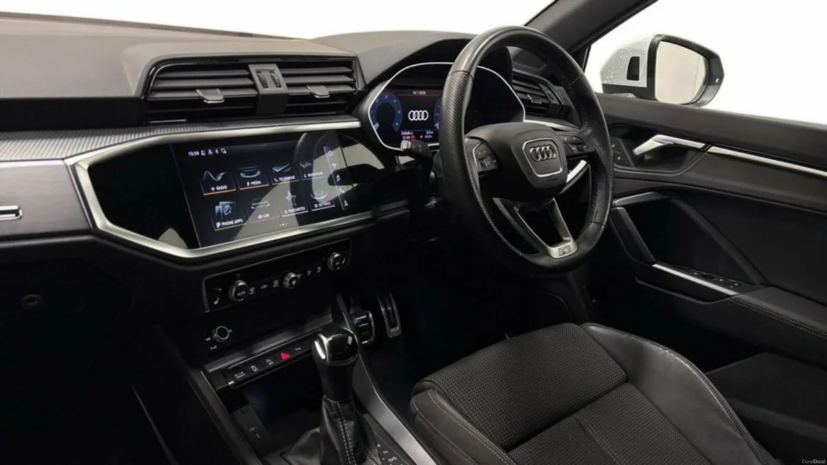 2.0 TDI 35 S line SUV 5dr Diesel S Tronic Euro 6 ( - Image 4